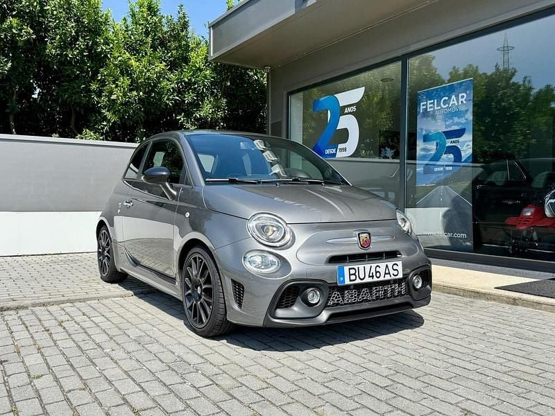 Cinza Usado 2017 Abarth 500 Pista Citadino | € 18.250 - Imagem 1/4