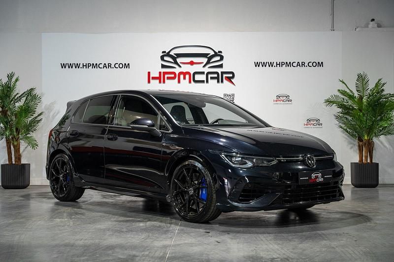 Preto Usado 2022 VW Golf VIII R | € 46.900 (Caro) - Imagem 1/4