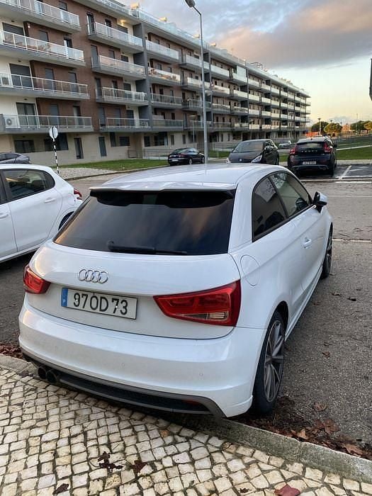 Usado Audi A1 S-Line 125 HP (91 kW) 2013 Citadino