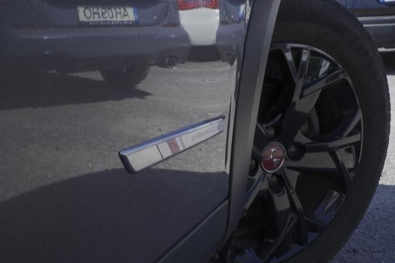 Usado DS Automobiles DS3 Performance 110 HP (80 kW) 2021 Cinza