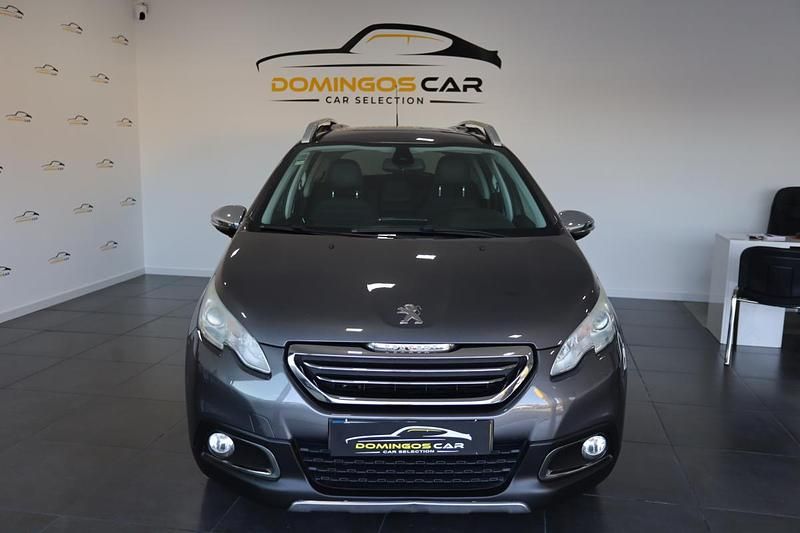 Usado Peugeot 2008 100 HP (73 kW) 2016 Cinzento SUV