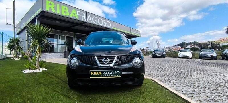Usado Nissan Juke 110 HP (80 kW) 2014 Preto SUV