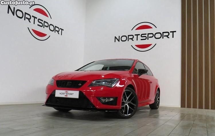 Vermelho Usado 2014 Seat Leon FR Citadino | € 17.500 (Preço justo) - Imagem 1/1