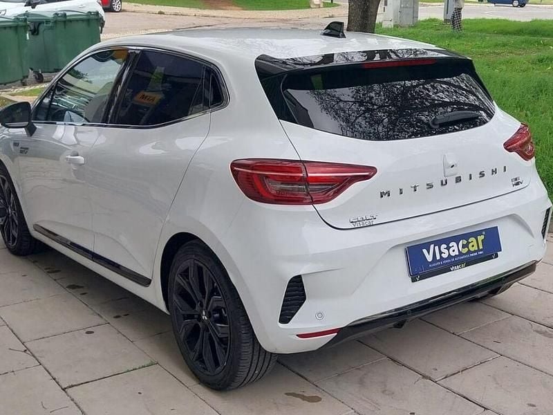 Usado Mitsubishi Colt 143 HP (105 kW) 2025 Branco Citadino