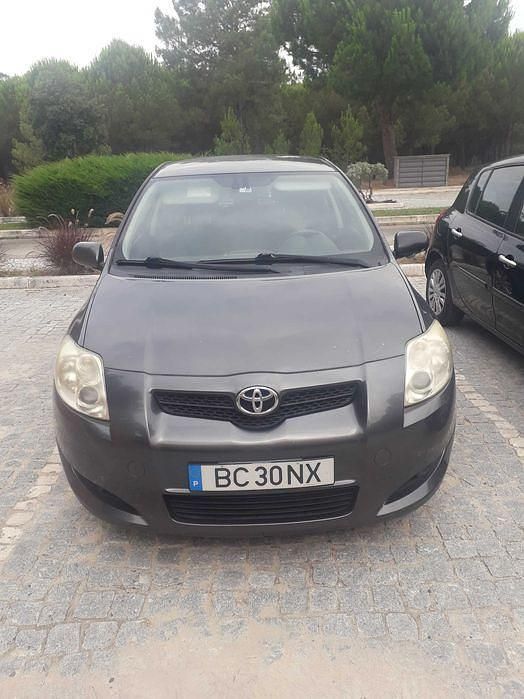 Cinzento Usado 2007 Toyota Auris Sedan | € 5.500 (Super Preço) - Imagem 1/4
