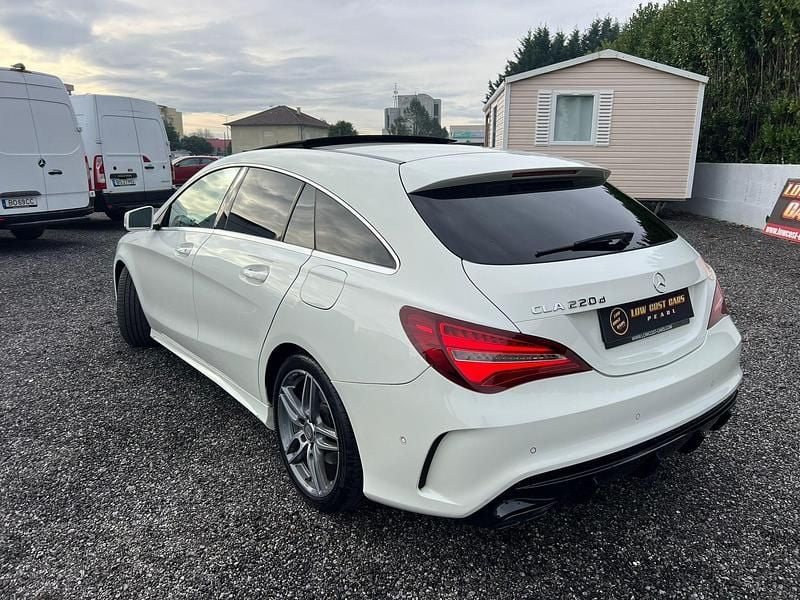 Usado Mercedes CLA220 AMG line 170 HP (125 kW) 2017 Branco Sedan