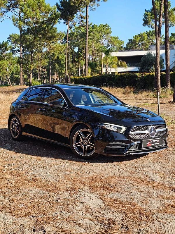 Preto Usado 2018 Mercedes A180 AMG line | € 22.990 (Caro) - Imagem 1/4
