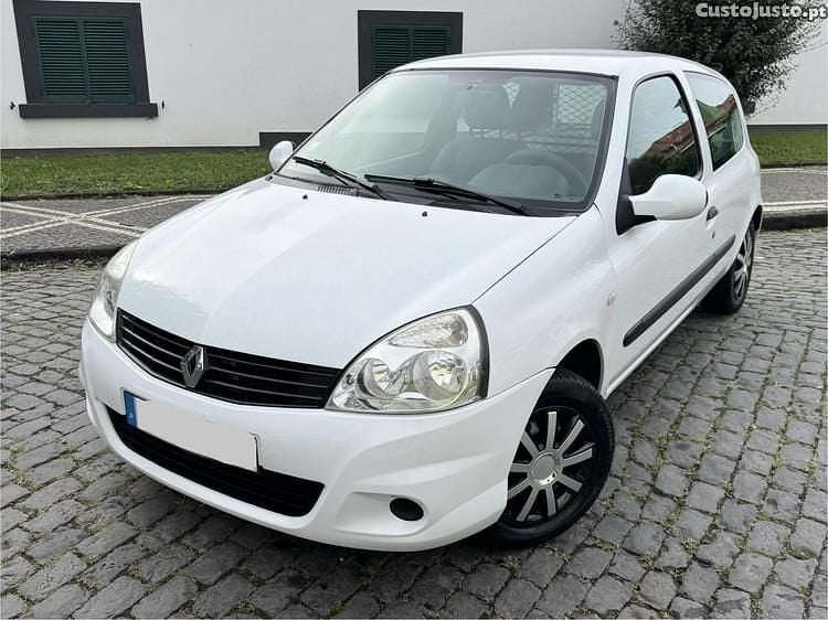 Branco Usado 2009 Renault Clio II | € 2.900 (Super Preço) - Imagem 1/1
