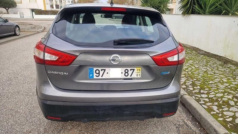 Usado Nissan Qashqai Tekna 110 HP (80 kW) 2015 SUV