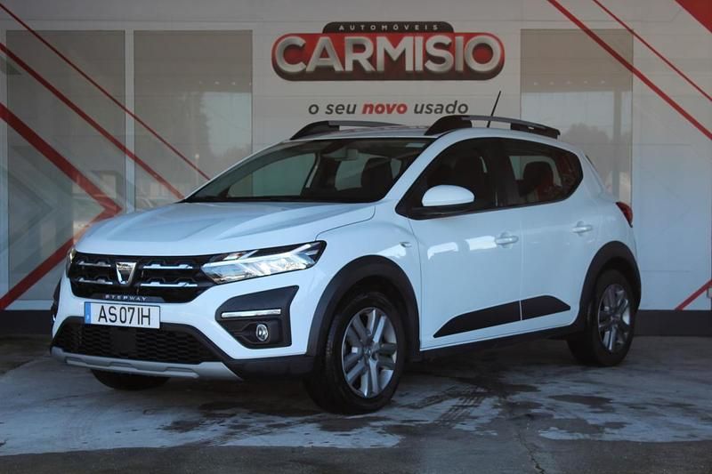 Usado Dacia Sandero Comfort 91 HP (66 kW) 2022 Branco