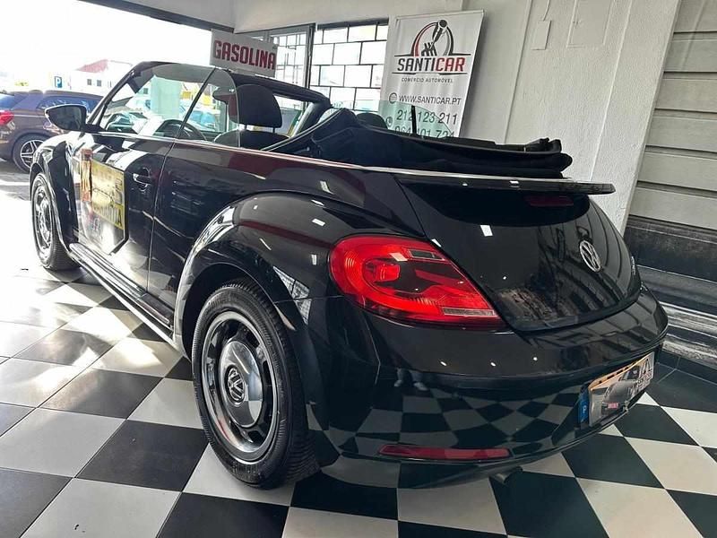Usado VW Beetle Sport 105 HP (77 kW) 2015 Preto Citadino