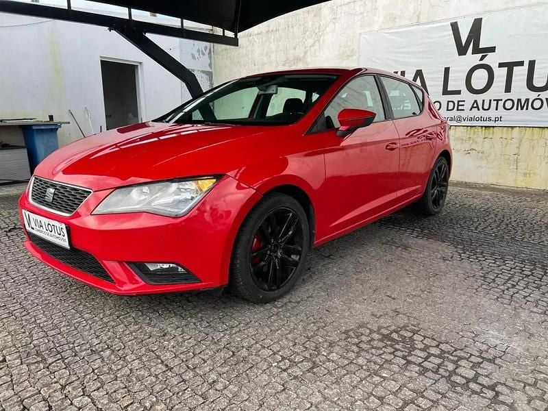 Usado Seat Leon Reference 115 HP (84 kW) 2013 Vermelho