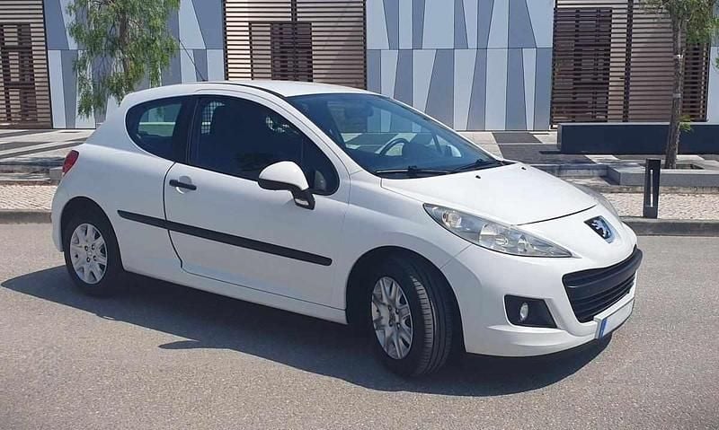 Branco Usado 2010 Peugeot 207 Cabrios | € 5.200 (Preço justo) - Imagem 1/4