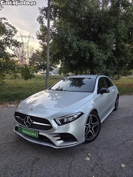 Cinza Usado 2020 Mercedes A200 AMG line Citadino | € 25.950 (Preço justo) - Imagem 1/1