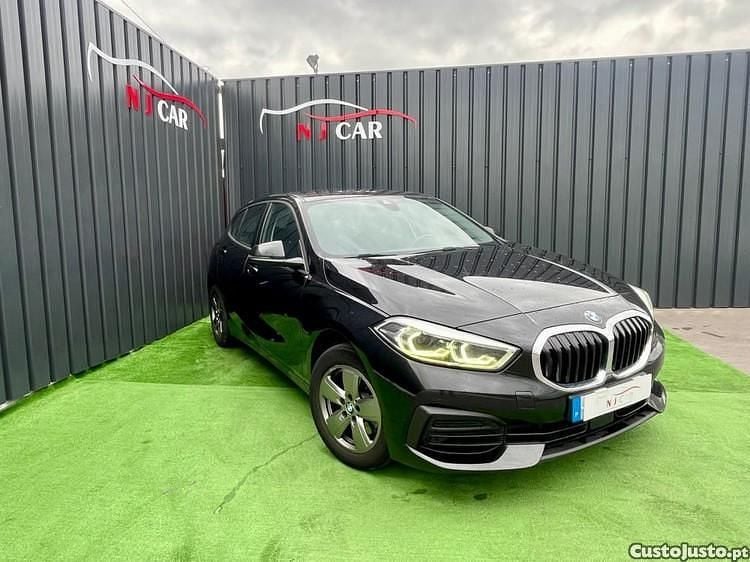 Usado BMW 116 116 HP (85 kW) 2021 Preto Citadino