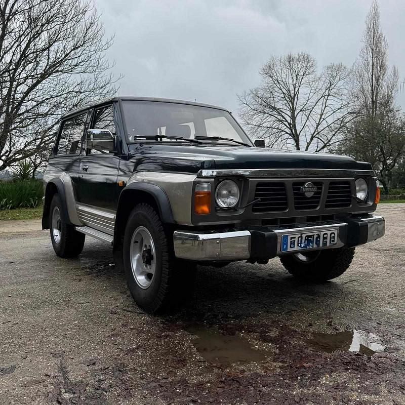 Verde Usado 1994 Nissan Patrol SUV | € 28.500 - Imagem 1/4