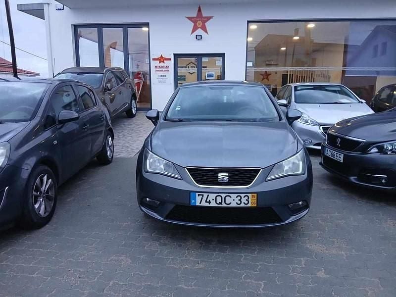 Cinzento Usado 2015 Seat Ibiza Citadino | € 8.600 (Preço justo) - Imagem 1/4