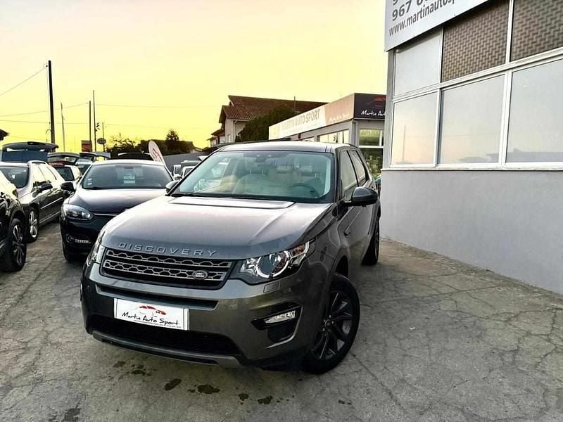Cinzento Usado 2016 Land Rover Discovery Sport SUV | € 24.990 - Imagem 1/4