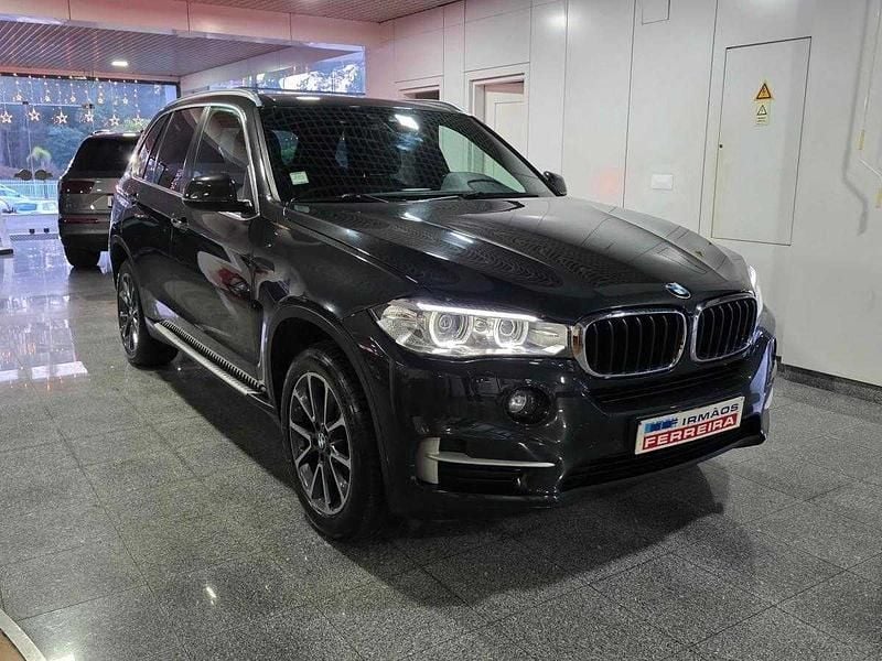 Antracite Usado 2017 BMW X5 SUV | € 32.500 (Preço justo) - Imagem 1/4