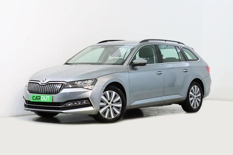 Cinzento Usado 2021 Skoda Superb | € 17.750 (Preço justo) - Imagem 1/4