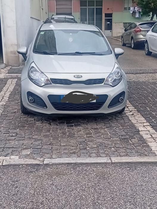 Usado 2012 Kia Rio Sedan | € 5.800 (Preço justo) - Imagem 1/4