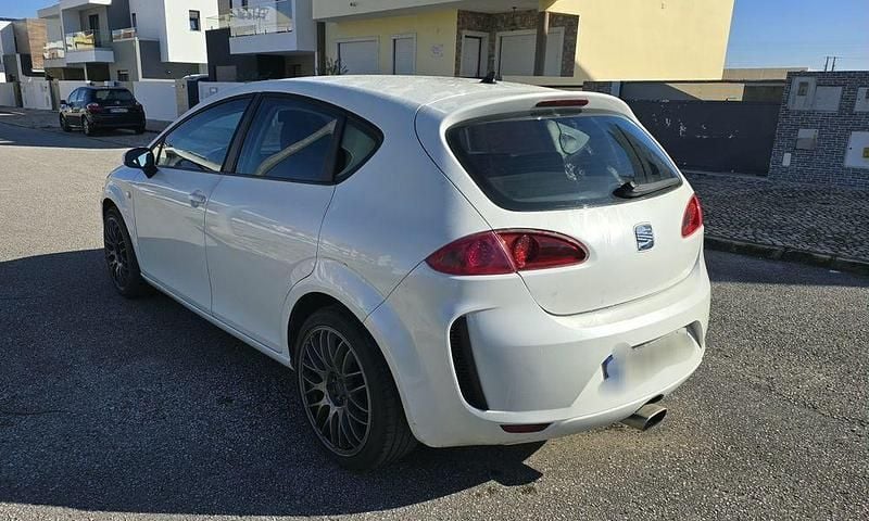 Usado Seat Leon 105 HP (77 kW) 2006 Citadino