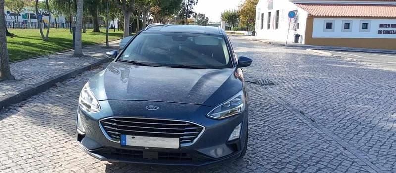 Usado Ford Focus 120 HP (88 kW) 2019 Azul Citadino