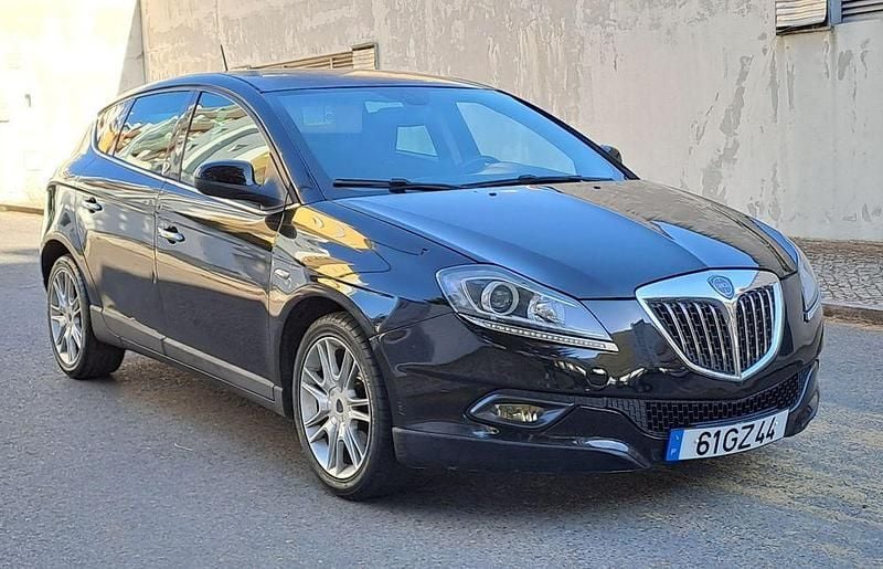 Usado 2008 Lancia Delta Sedan | € 3.500 (Bom preço) - Imagem 1/4