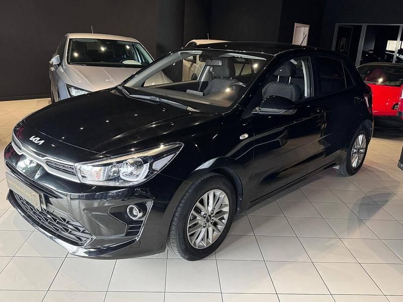 Preto Usado 2023 Kia Rio | € 14.990 (Preço justo) - Imagem 1/4