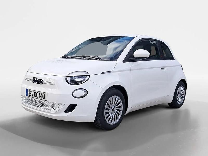 Branco Usado 2025 Fiat 500e Red Citadino | € 25.800 (Preço elevado) - Imagem 1/4