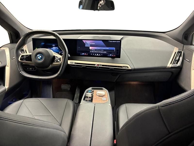 Usado BMW iX 239 kW (326 HP) 2024 Preto SUV
