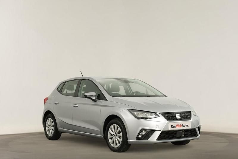 Cinzento Usado 2024 Seat Ibiza Style | € 17.290 (Preço elevado) - Imagem 1/4