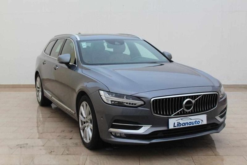 Antracite Usado 2017 Volvo V90 Momentum Carrinha | € 29.900 - Imagem 1/4