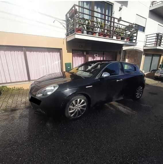Usado 2012 Alfa Romeo Giulietta Citadino | € 7.000 (Super Preço) - Imagem 1/4