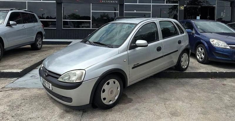 Usado 2002 Opel Corsa Sedan | € 2.000 (Preço justo) - Imagem 1/4