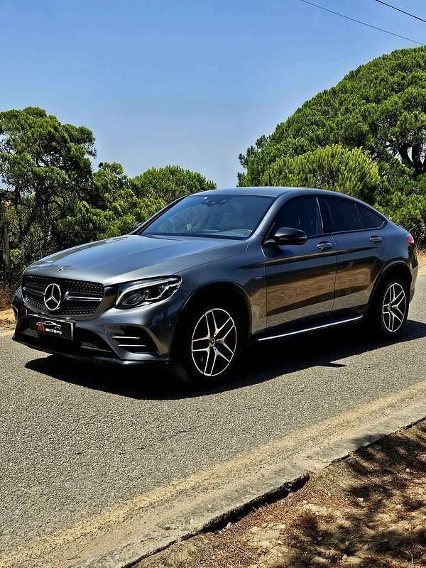 Usado Mercedes GLC350 AMG line 320 HP (235 kW) 2017 Cinza Coupé