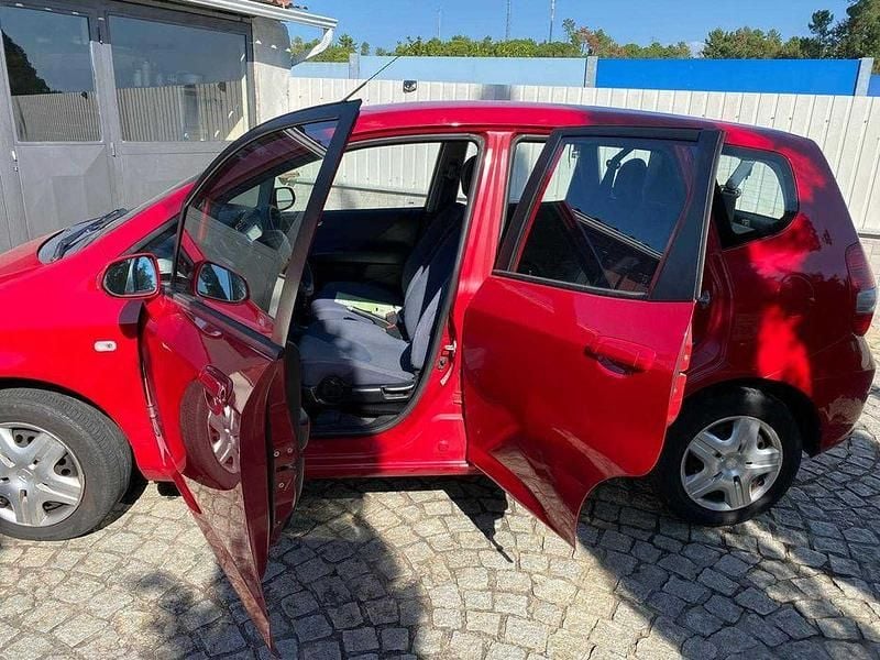 Usado 2004 Honda Jazz Citadino | € 3.000 (Preço justo) - Imagem 1/4