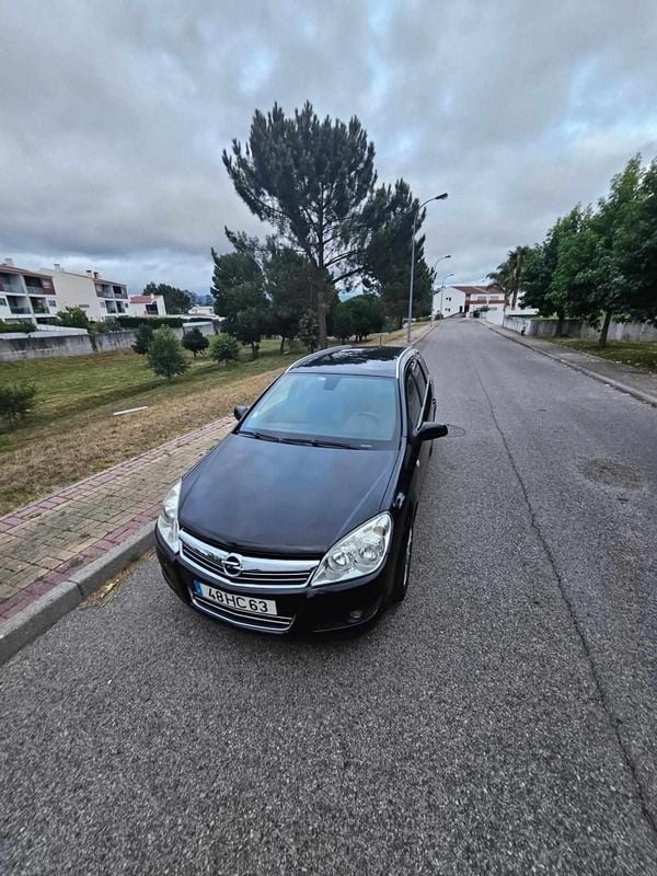 Preto Usado 2008 Opel Astra Carrinha | € 5.500 (Preço justo) - Imagem 1/4