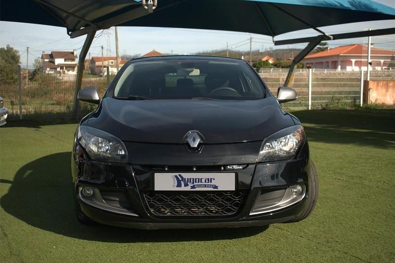 Usado Renault Mégane III 110 HP (80 kW) 2012 Preto Coupé