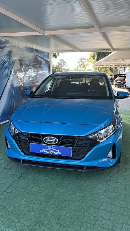Usado Hyundai i20 Comfort 84 HP (61 kW) 2022 Azul Citadino