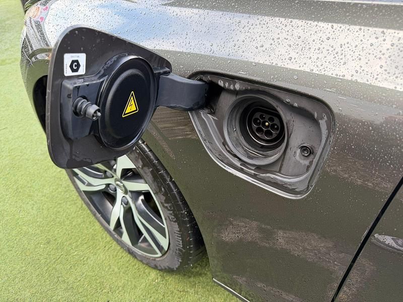 Usado Volvo V60 R-Design 340 HP (250 kW) 2020 Cinza Carrinha