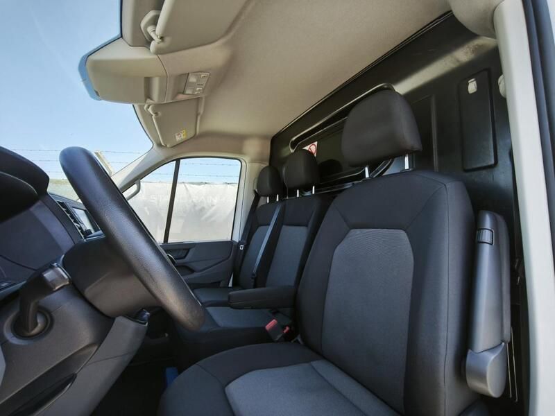 Usado VW Crafter 103 HP (75 kW) 2020 Branco Van