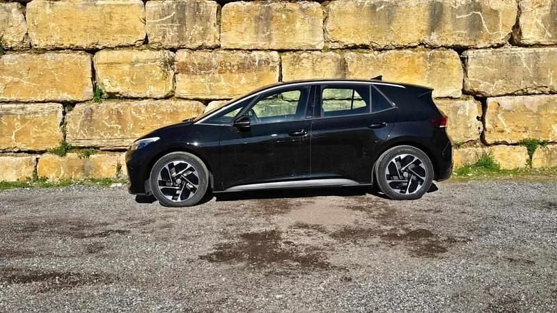 Usado VW ID.3 Pro Performance 150 kW (204 HP) 2024 Preto Citadino