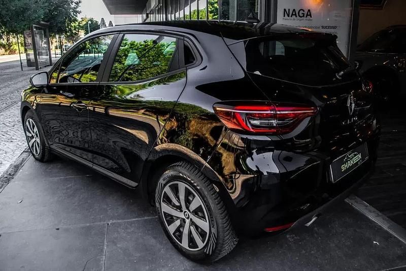 Usado Renault Clio V Equilibre 91 HP (66 kW) 2023 Preto