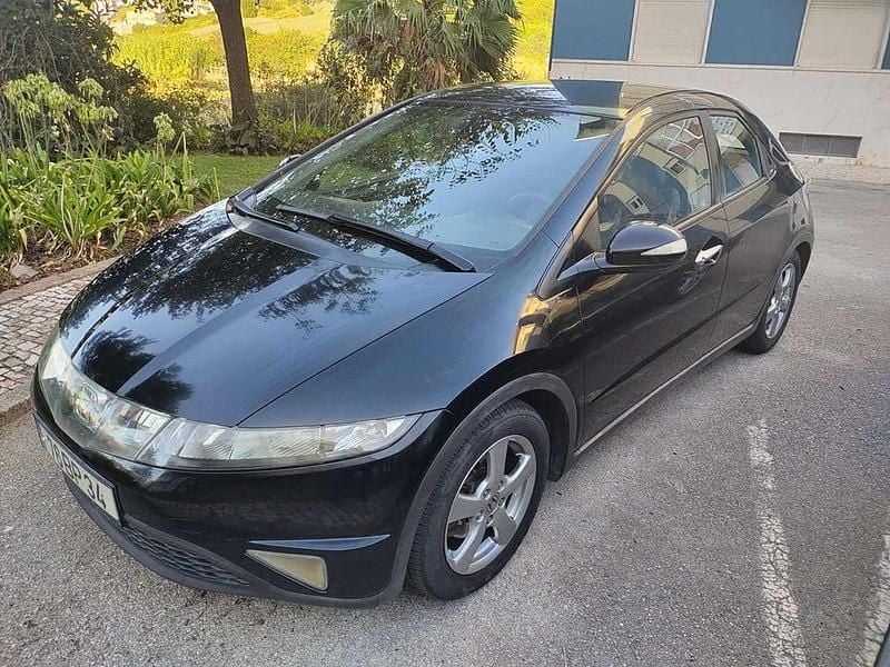 Usado 2006 Honda Civic Sedan | € 4.200 (Preço justo) - Imagem 1/4