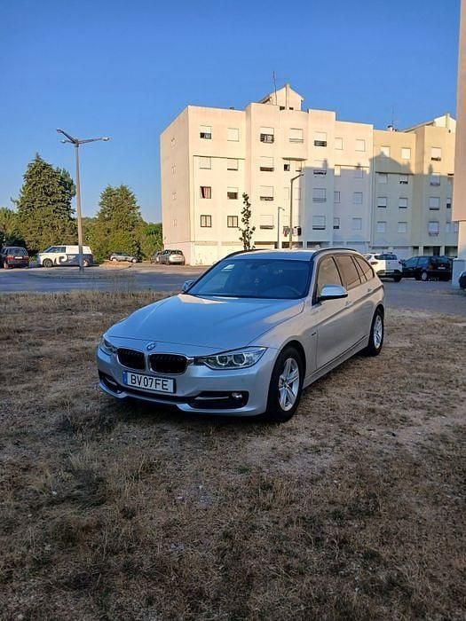 Usado 2014 BMW 318 Sport Line Sedan | € 11.500 (Super Preço) - Imagem 1/4