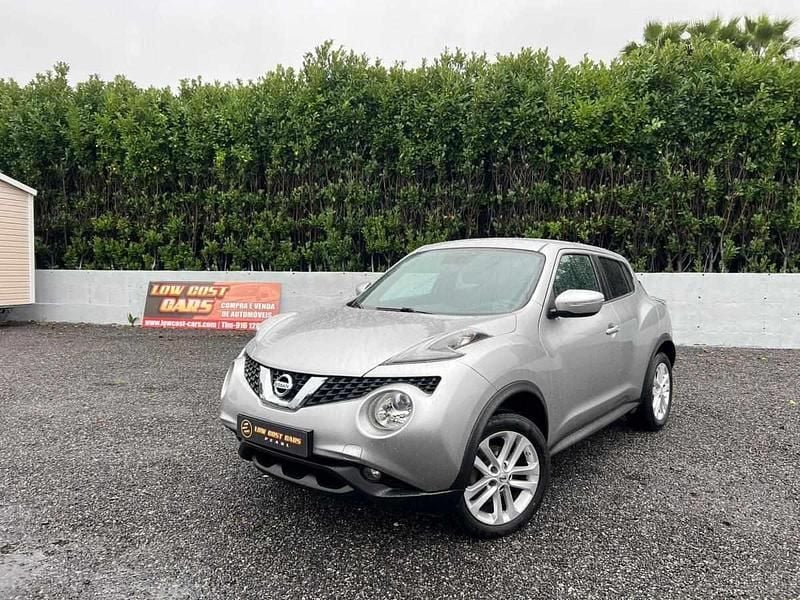 Cinza Usado 2015 Nissan Juke Acenta SUV | € 10.990 (Preço justo) - Imagem 1/4