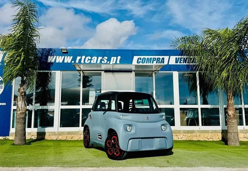 Cinzento Usado 2021 Citroën AMI | € 6.980 - Imagem 1/4