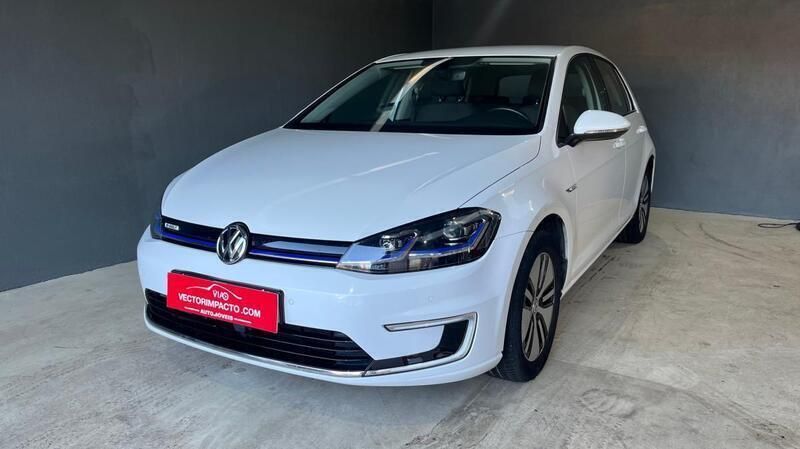 Branco Usado 2018 VW e-Golf Citadino | € 13.496 (Preço justo) - Imagem 1/4
