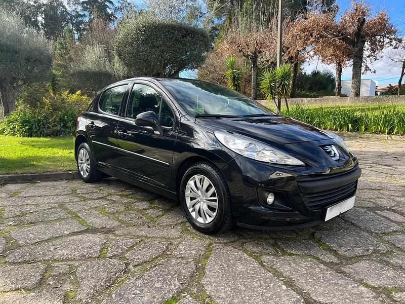 Preto Usado 2011 Peugeot 207 | € 6.750 (Preço elevado) - Imagem 1/4